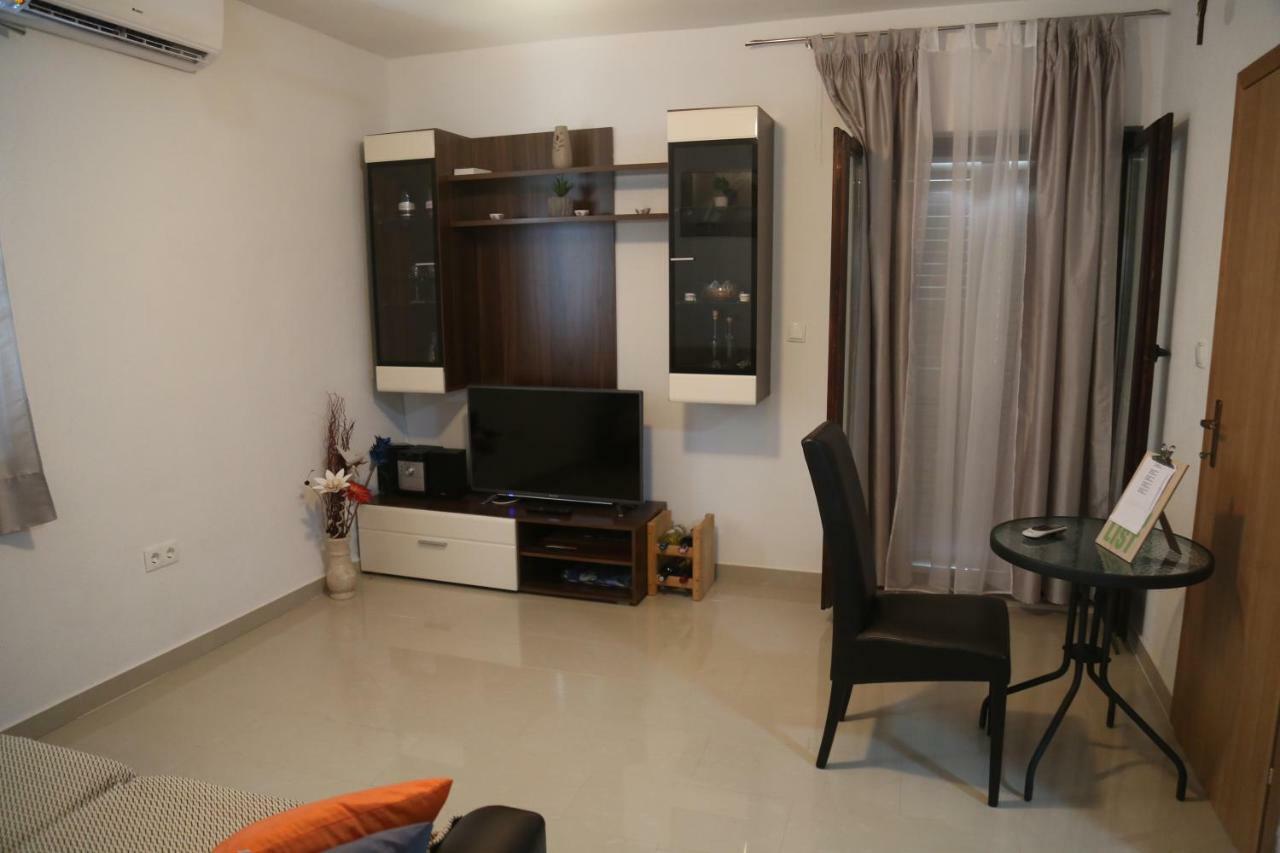 Apartment Drazan Σίμπενικ Εξωτερικό φωτογραφία