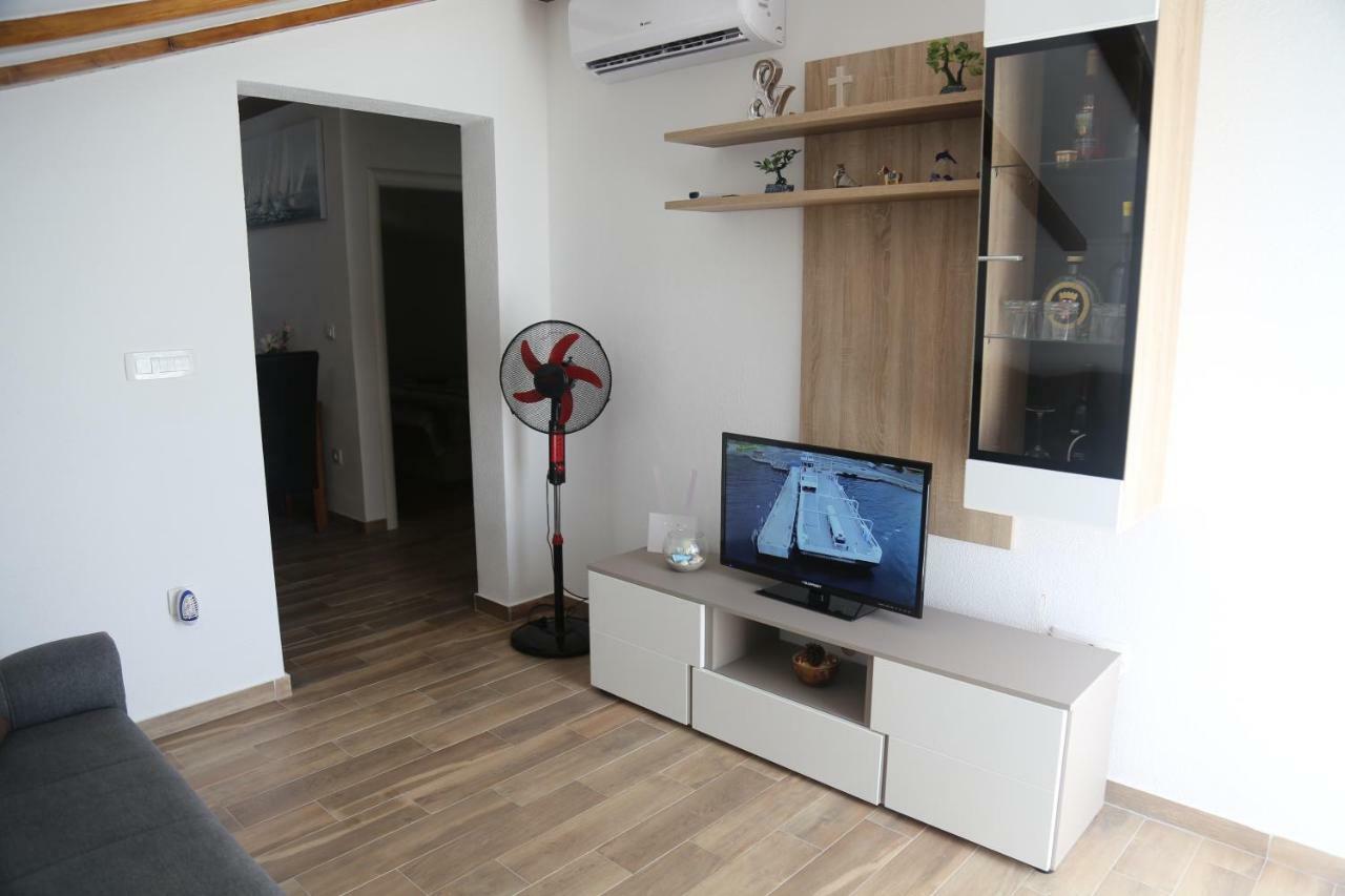 Apartment Drazan Σίμπενικ Εξωτερικό φωτογραφία